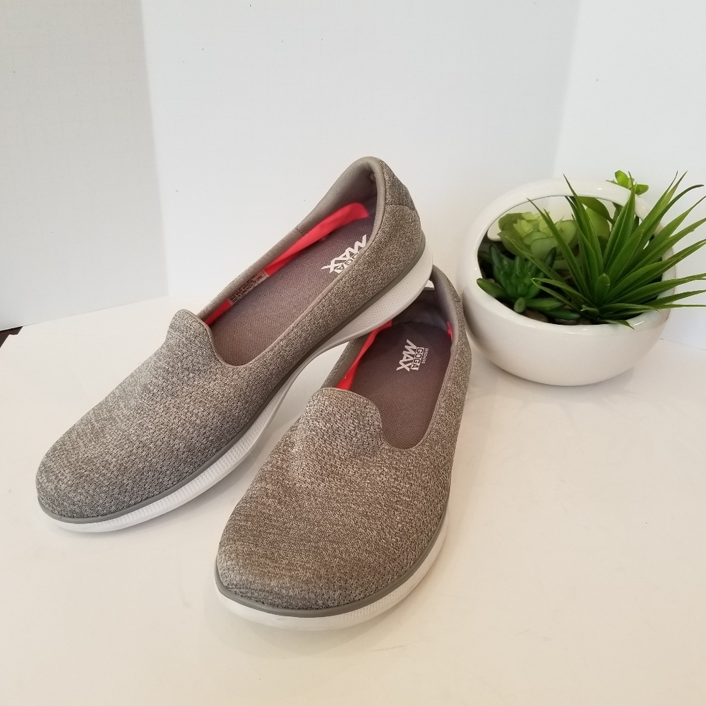 Skechers gray  shoes sneakers flats